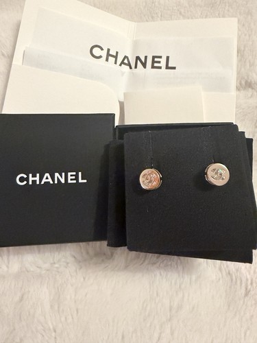 Authentic chanel logo stud - cc,
