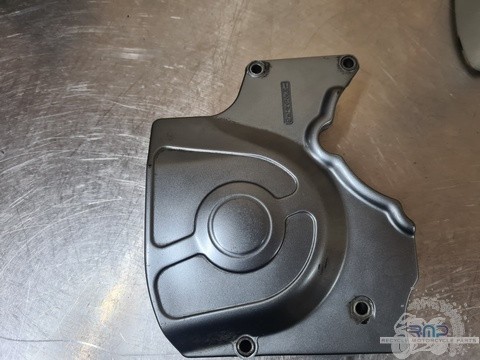 Gearbox outlet sprocket cover