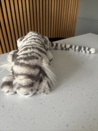 Jellycat little sacha snow - little,