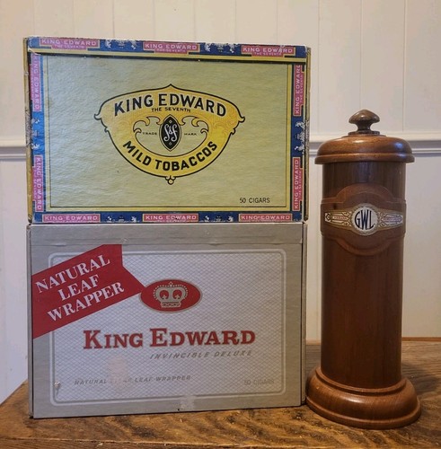 Three empty vintage - empty, cigar