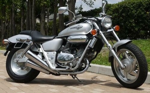 Honda twin magna vt250c - honda,