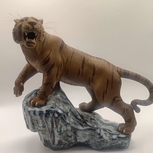 Vintage chinese clay tiger - chinese,