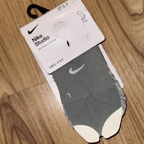 Nike studio yoga dance - dance, socks