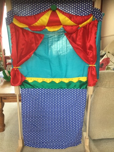 Fiesta crafts puppet theatre - fiesta,