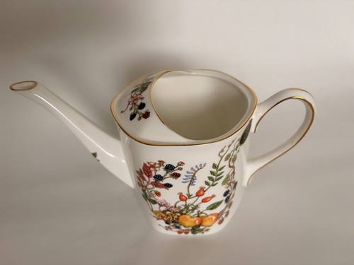 Aynsley somerset watering can - aynsley,