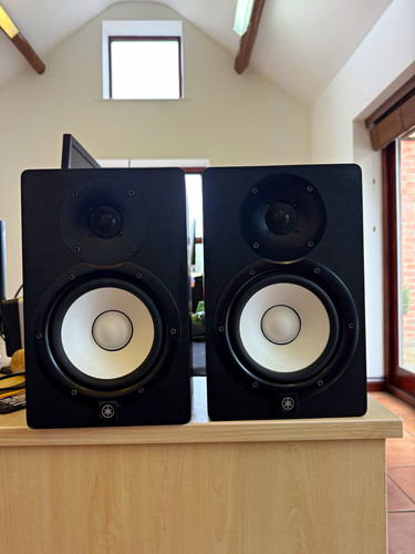 Yamaha hs7 active studio - yamaha,