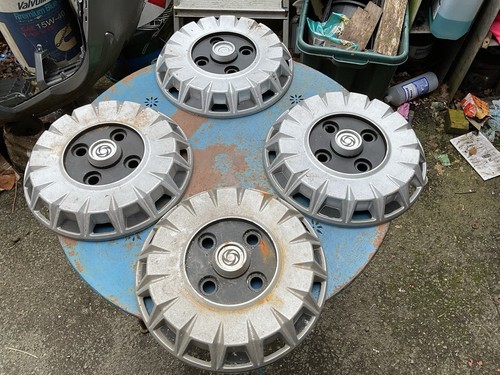 Set four wheel - four, trims