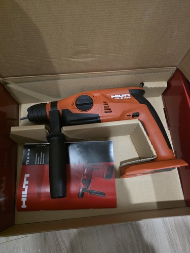 Hilti a18 volts rotary - volts, ,