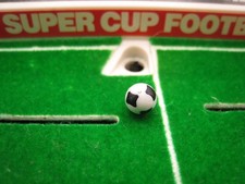 1 x Tomy Super Cup Football