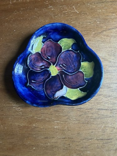 Vintage moorcroft clematis pin - moorcroft,