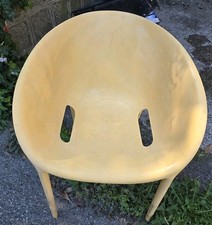 Philippe Starck Driade Soft Egg chair Yellow 