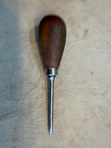 Vintage boxwood leatherwork - boxwood,