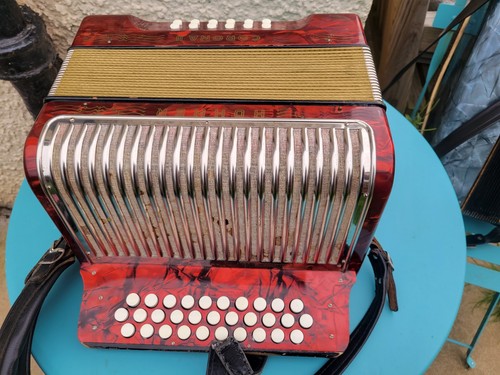Hohner corona adg melodeon - 11,