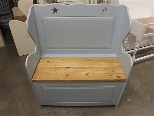 3ft painted star - painted, bench