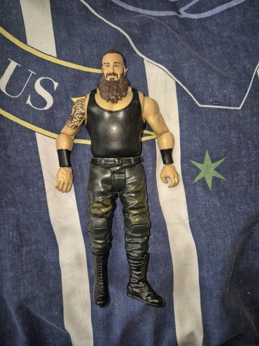 Wwe braun strowman figure - wwe,