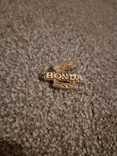 VINTAGE HONDA GOLD WING BIKE MOTORCYCLE BIKERS ENAMEL PIN BADGE