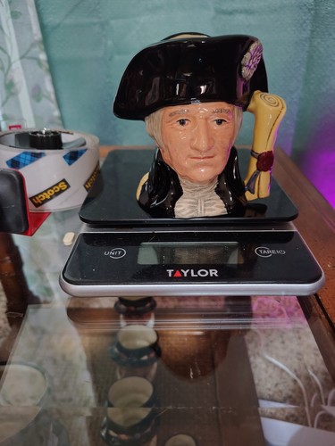 Royal daulton character - daulton,
