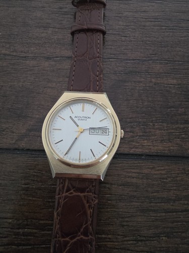 Bulova accutron mens quartz - mens,