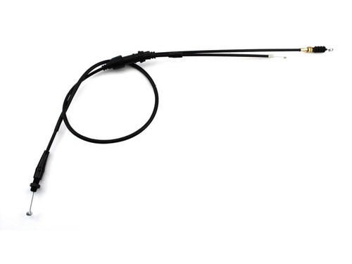Throttle cable with oil pump