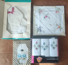 4 packs Vintage Ladies Embroidered Handkerchiefs / Hankies - NEW