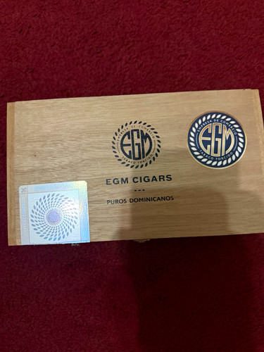Egm puros dominicanos - dominicanos, wooden