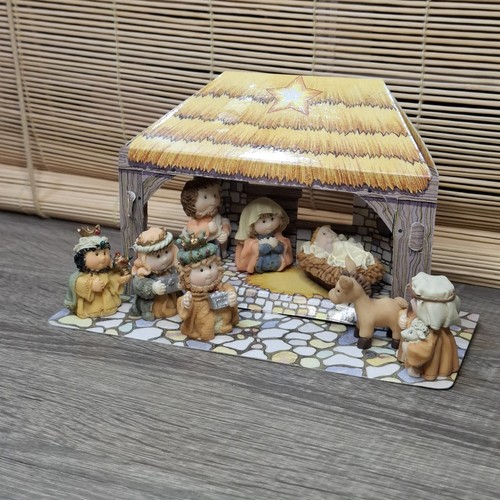 Avon cosmetics nativity set - nativity,