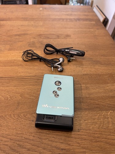 Sony blue walkman - walkman, wm-ex610
