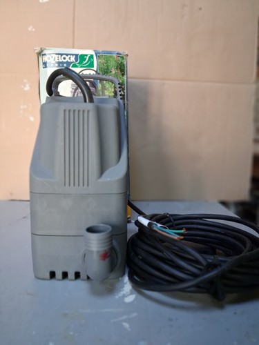 Large pond pump - large,