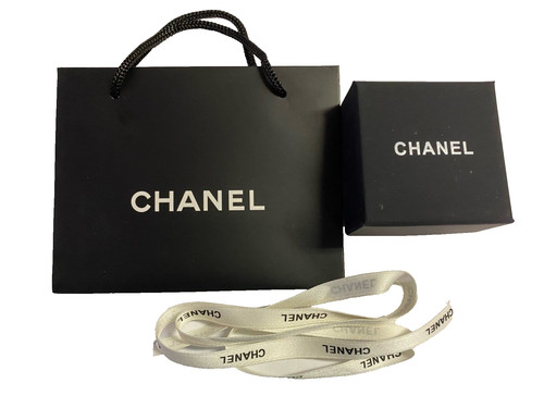 Chanel empty large earrings - empty,