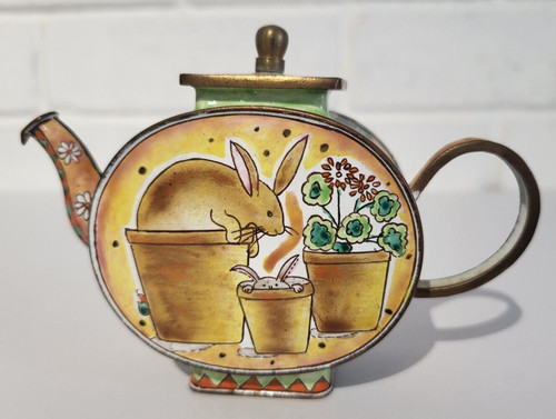 Small trade aid enamel - aid,