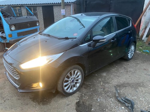 Ford fiesta eco boost - 1.0,