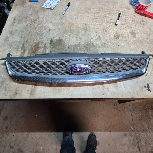 Genuine ford fiesta - ford, front