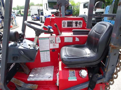 Moffett mounty truck mounted - moffett,
