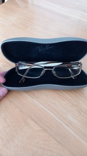 Rayban magnifying glass with - magnifying,