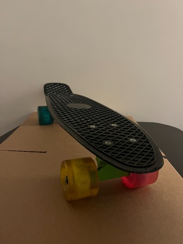 Smyths toys neon cruiser - neon,