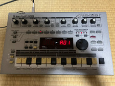 Roland MC-303 Sequencer