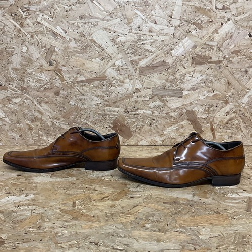 Russell bromley size - &,