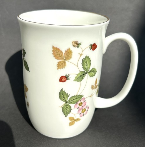 Wedgwood wild strawberry - wedgwood, strawberry’