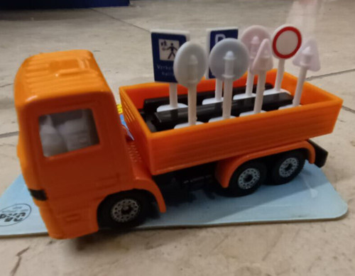 Siku 1322 scania truck with - 1322,