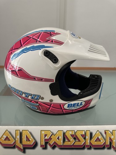 Bell moto helmet - size, 7-1/2