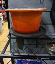 Le Creuset Vintage Cast Iron Fondue Set  6 Fork Skewers Stand Burner