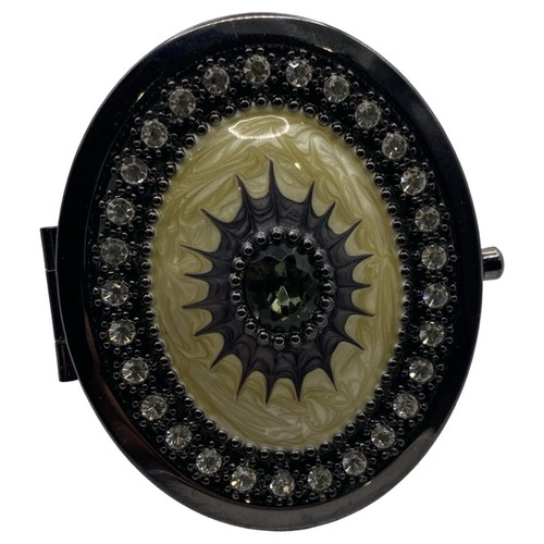 Erickson beamon oval compact - erickson,