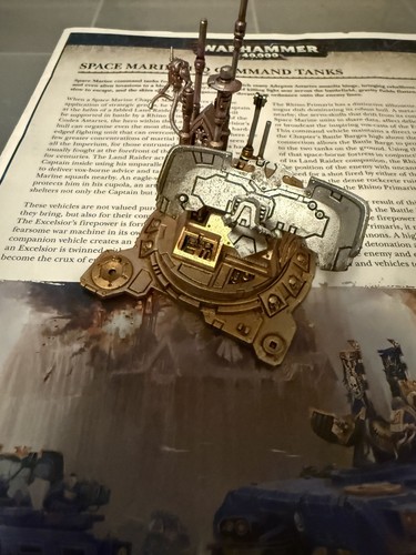 Warhammer 40k space marine - space,