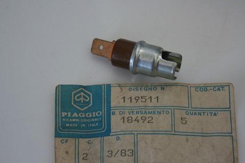 Speedometer lamp socket - lamp,