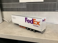 Corgi model truck 1:50 scale - CODE 3  FEDEX  STEPFRAME TRAILER