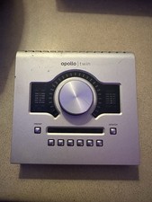Universal Audio APTWUSB Apollo Twin USB High-Resolution USB Interface