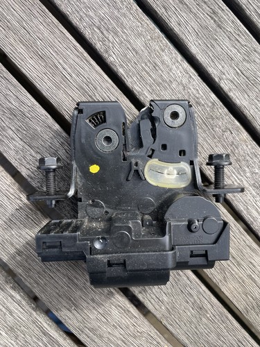 Nissan qashqai mk1 rear boot - nissan,