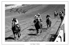 LESTER PIGGOTT SIGNED PHOTO