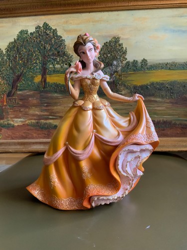 Belle disney showcase - disney,