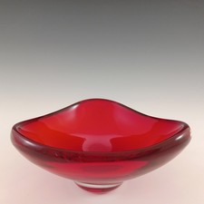 Whitefriars #9516 Ruby Red